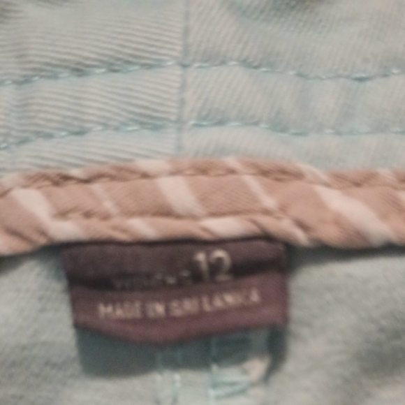 Women's Eddie Bauer Shorts - Picture 3 of 4